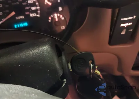 2002 Chevrolet S-10 Ls from USA, damaged, VIN 1GCCT19W828231279